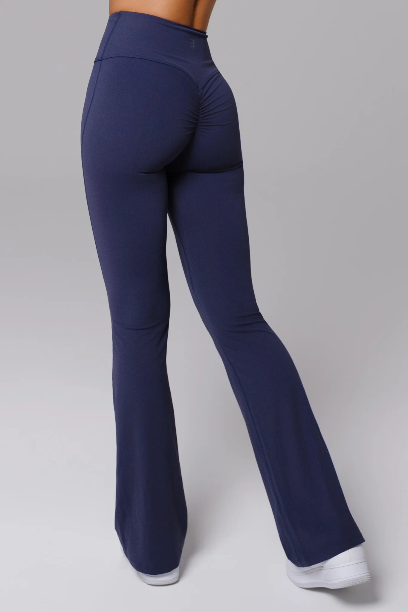 Haven Flare Leggings - Obsidian Blue