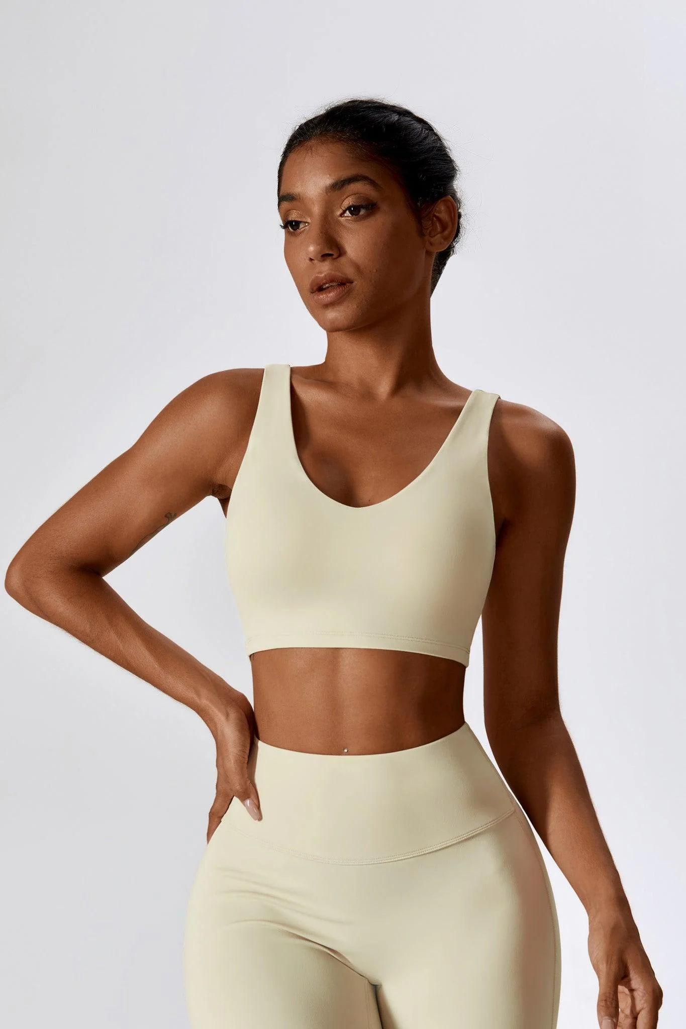 Haven Minimalistic Sports Bra - Cream (FINAL SALE) - Image 3