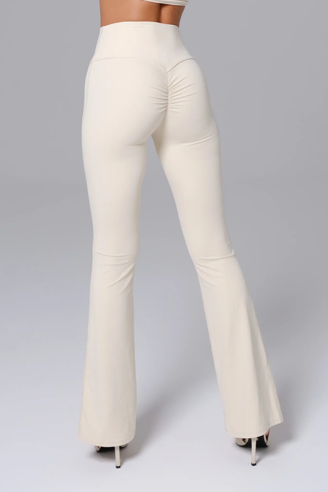 Haven Crop Set - Cream - Image 6