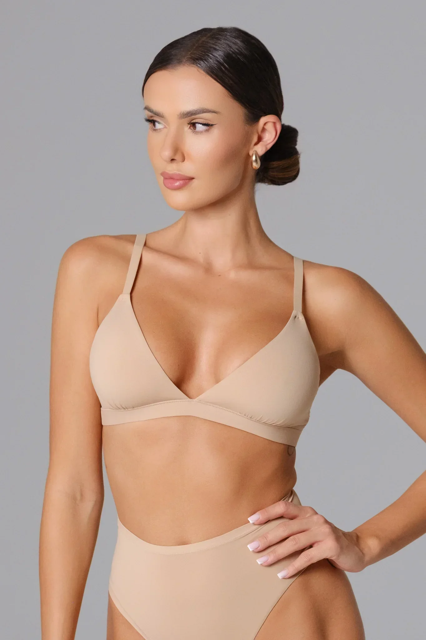 Smooth Plunge Bralette - Honey