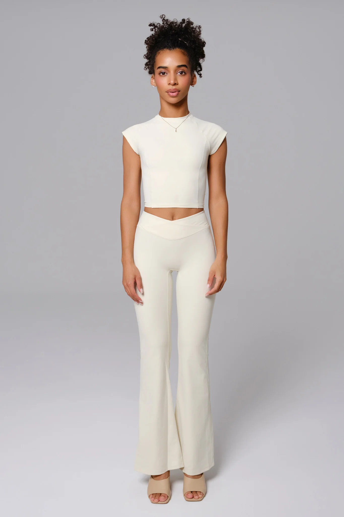 Zoe Top - Soft Cream (FINAL SALE) - Image 6